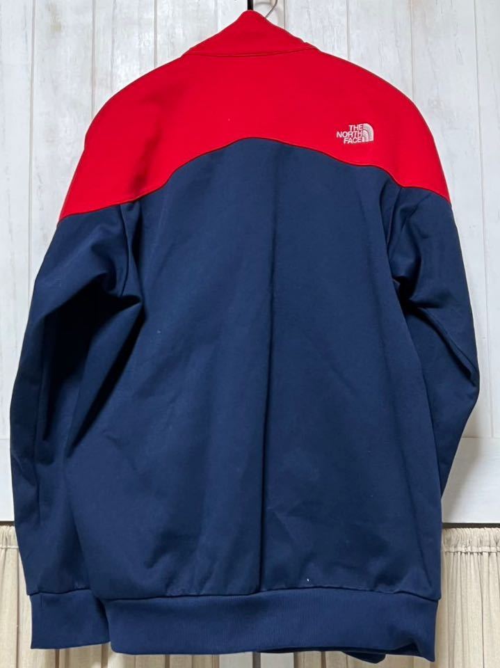 【美品】THE NORTH FACE ジャケット/M/ポリエステル/黒赤/無地/NT61511　ゴールドウイン社　正規品　Lサイズ　ジャージ生地ジップアップ _画像4