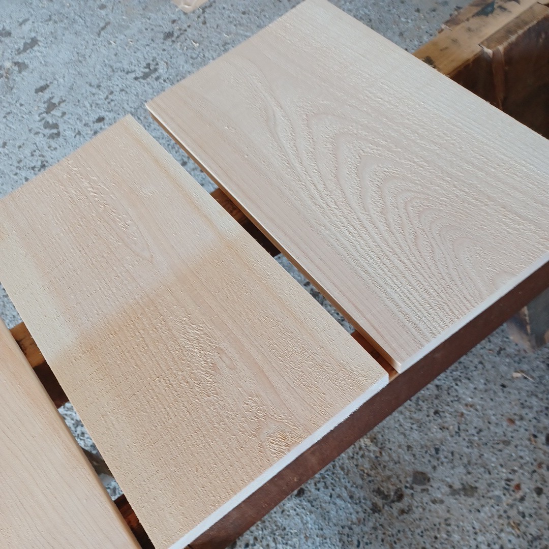 B-1320【サイズ色々】 国産ひのき 　板 　3枚セット　テーブル 　まな板　 看板 　一枚板　 桧　 檜　無垢材　 DIY
