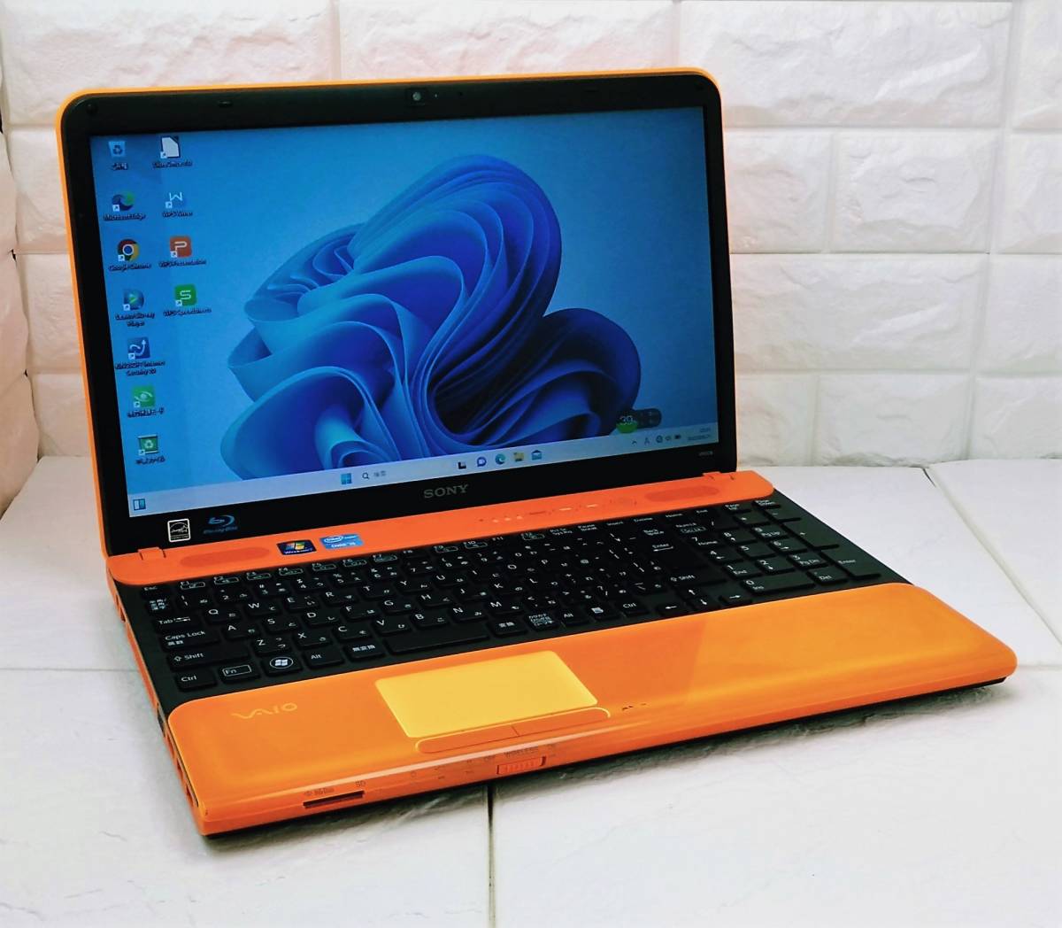 安いそれに目立つ 【高性能稀少色】Win11/新品SSD512GB/メモリ8GB