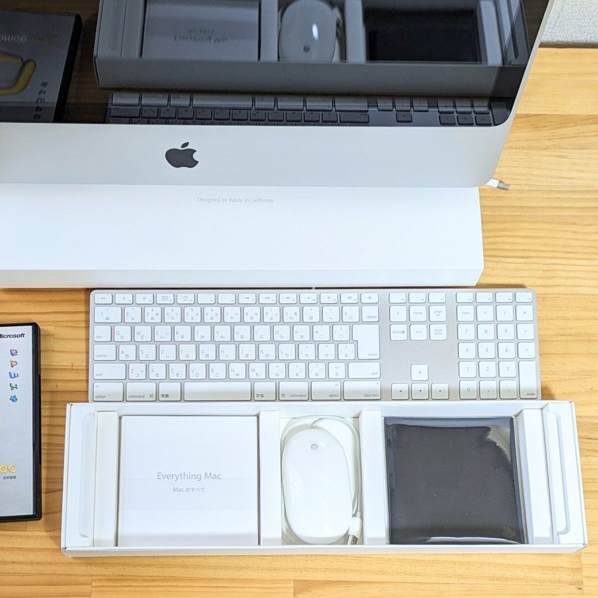 Apple iMac (24インチ Early 2009) Office 2004付き 2 66GHz 4GB Apple iMac (24インチ Early 2009) Office 2004付き 2 66GHz 4GB
