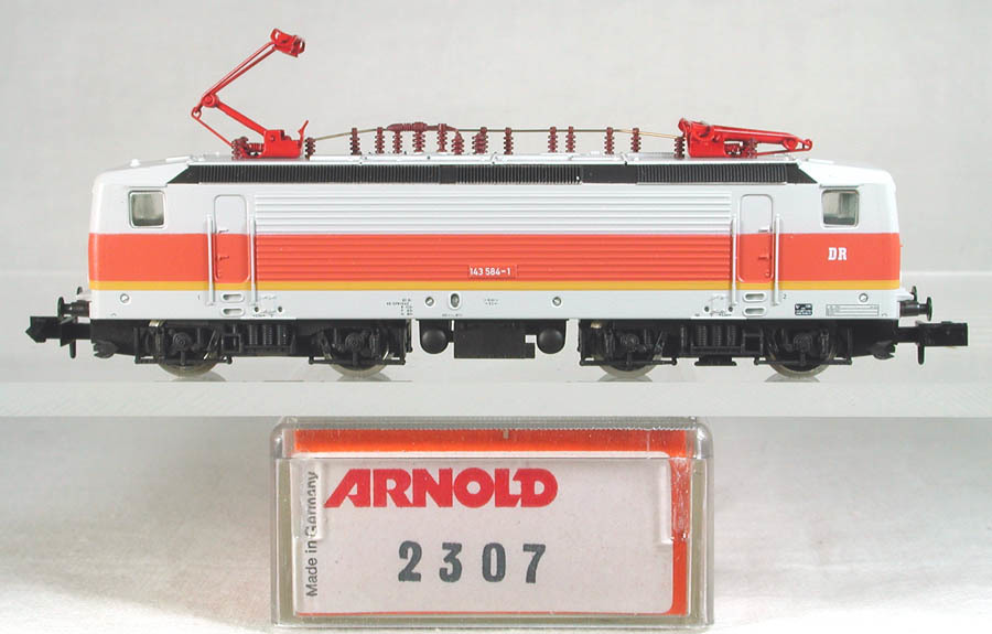 ARNOLD #2307 ＤＤＲ （旧東ドイツ国鉄） ＢＲ１４３型電気機関車 Ex.BR243　(Ｓ-Ｂａｈｎ塗装)