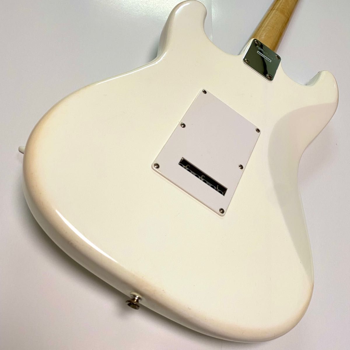 人気モデル Fernandes フェルナンデス ストラトタイプ LE-1Z 人気モデル Fernandes フェルナンデス ストラトタイプ LE-1Z