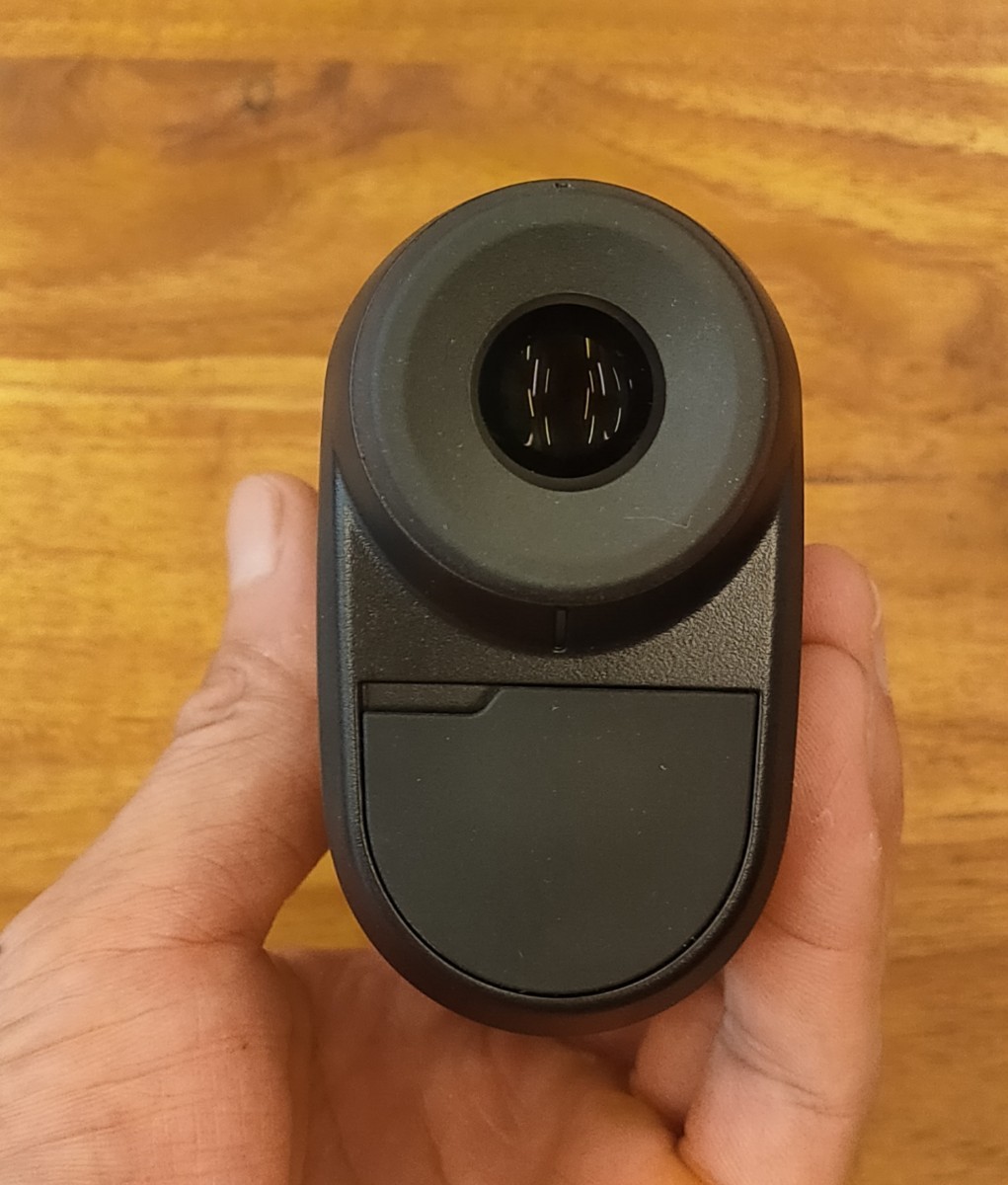 ほぼ未使用 ガーミン GARMIN Approach Z82 GPS搭載 レーザー距離計 高