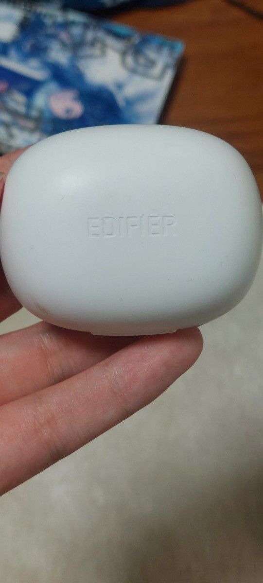 中古　edifier edifire ワイヤレスイヤホン