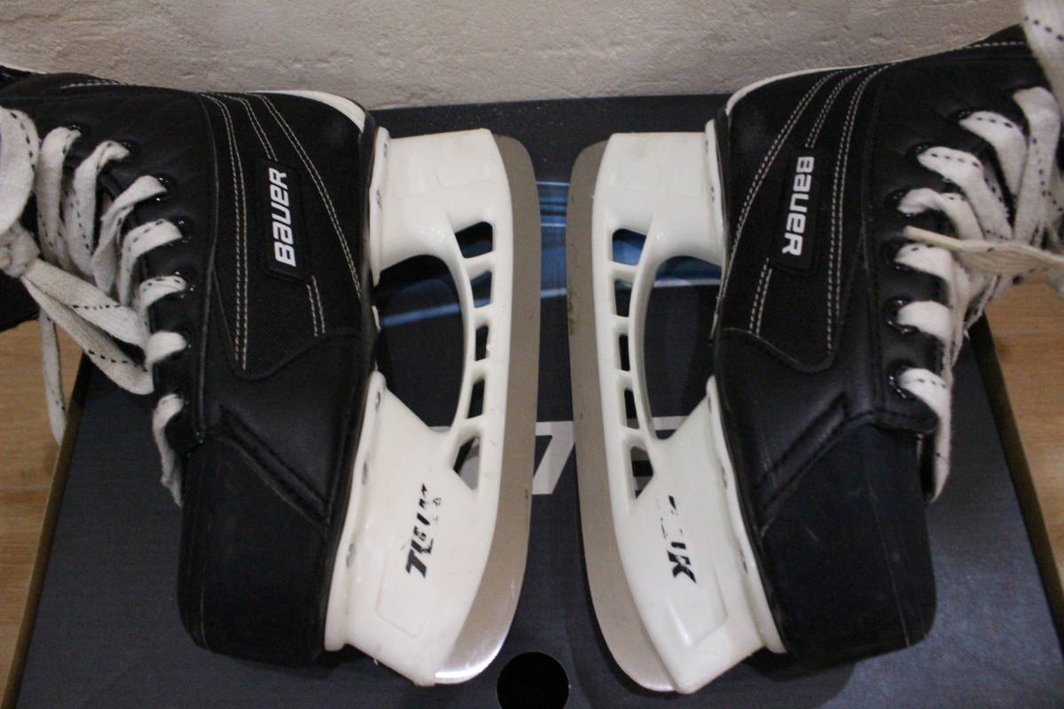 *Bauer/ Bauer Flexlite1.0 Ice Skates Hockey Boots hockey skate shoes SIZE:23.5cm sport box equipped black *