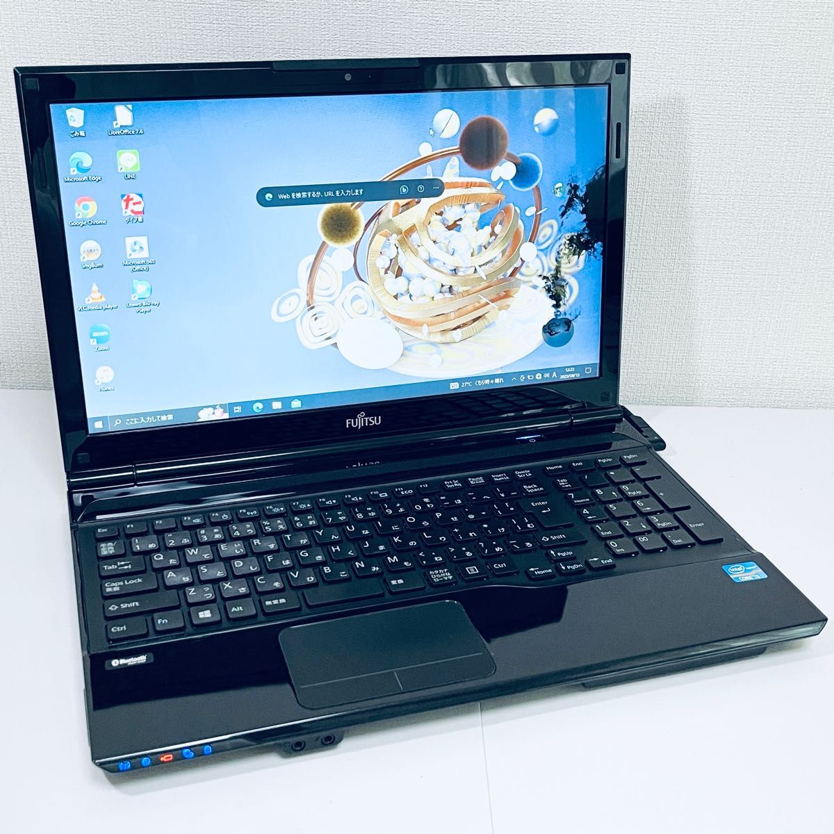 高性能エンタメ仕様!富士通FMV Core i3 メモリ8G カメラ付き Office