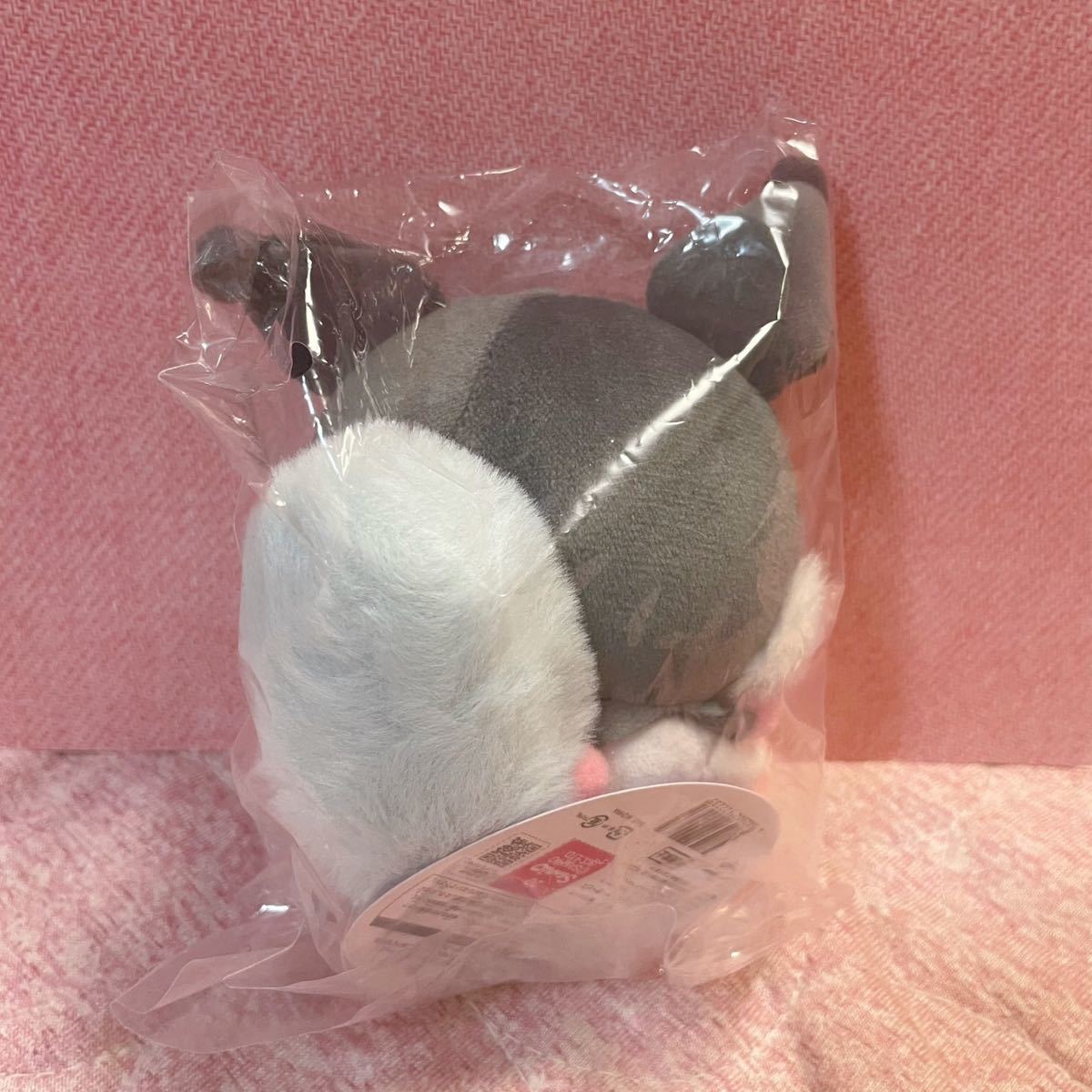 ちいかわ サンリオ コラボ デスクトップから見守るひっかけぬいぐるみ モモンガ クロミ 未開封 ぬいぐるみ