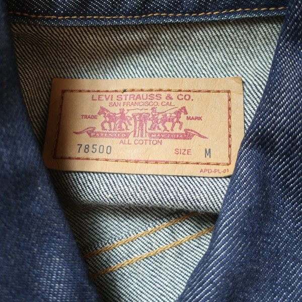 定番モデル! 00s Levi's リーバイス 78500 トラッカー デニムジャケット Gジャン ワンウォッシュ 濃紺 M タイトサイズ メンズ? 古着_画像8