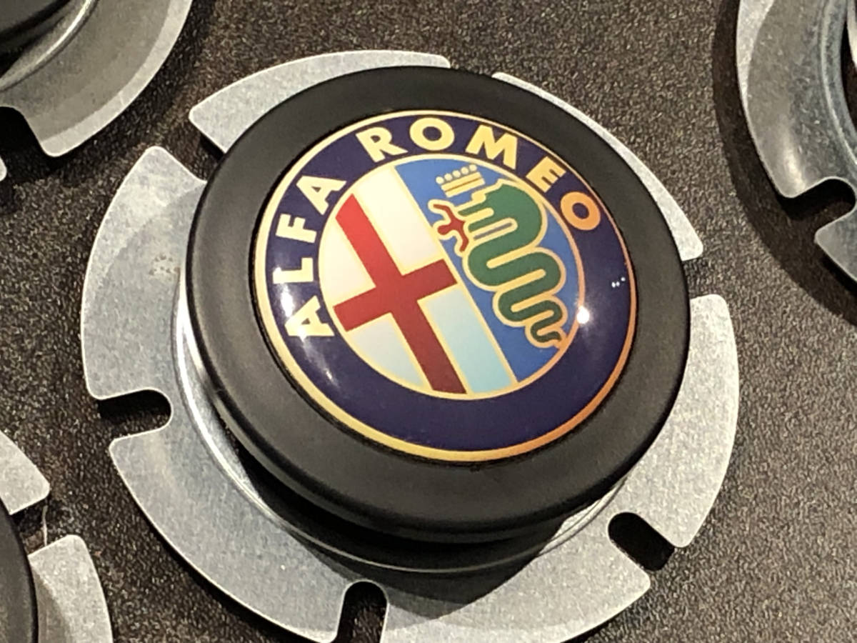 欧州製 アルファロメオ 社外品 MOMO OMP SPARCO NARDIステアリング用ホーンボタン 147 155 156 159 GTA GTV他に アサミエンジニアリング