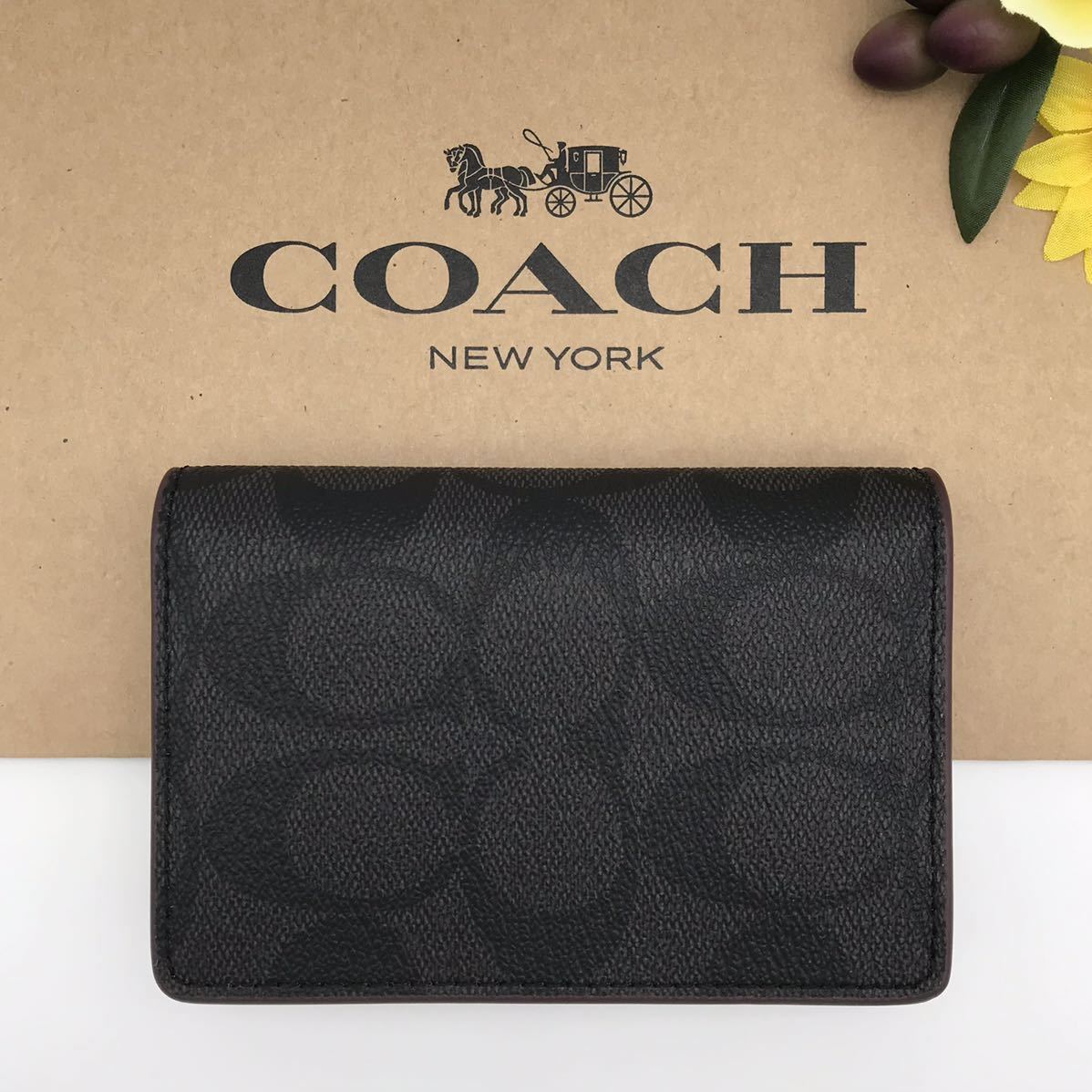 予約中！】 カードケース ビジネス ☆大人気☆ COACH シグネチャー