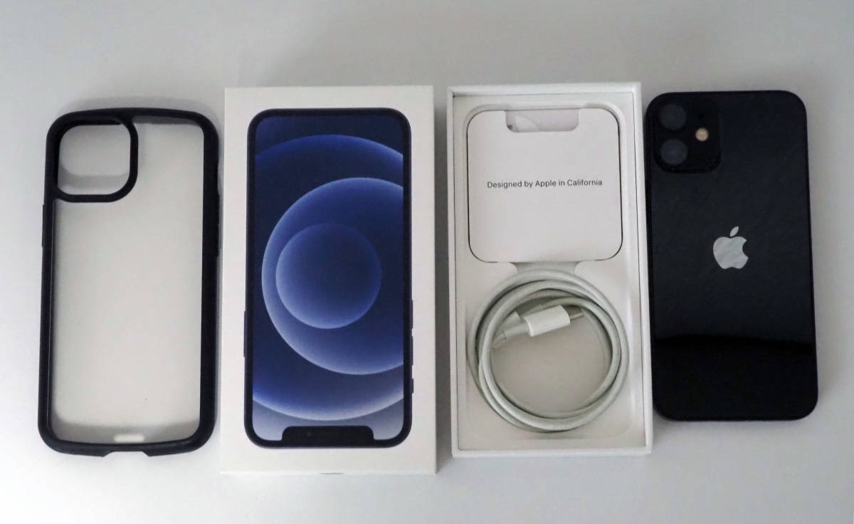 iPhone 12 mini 64GB ブラック SIMフリー ドコモにて初期化済み(iPhone