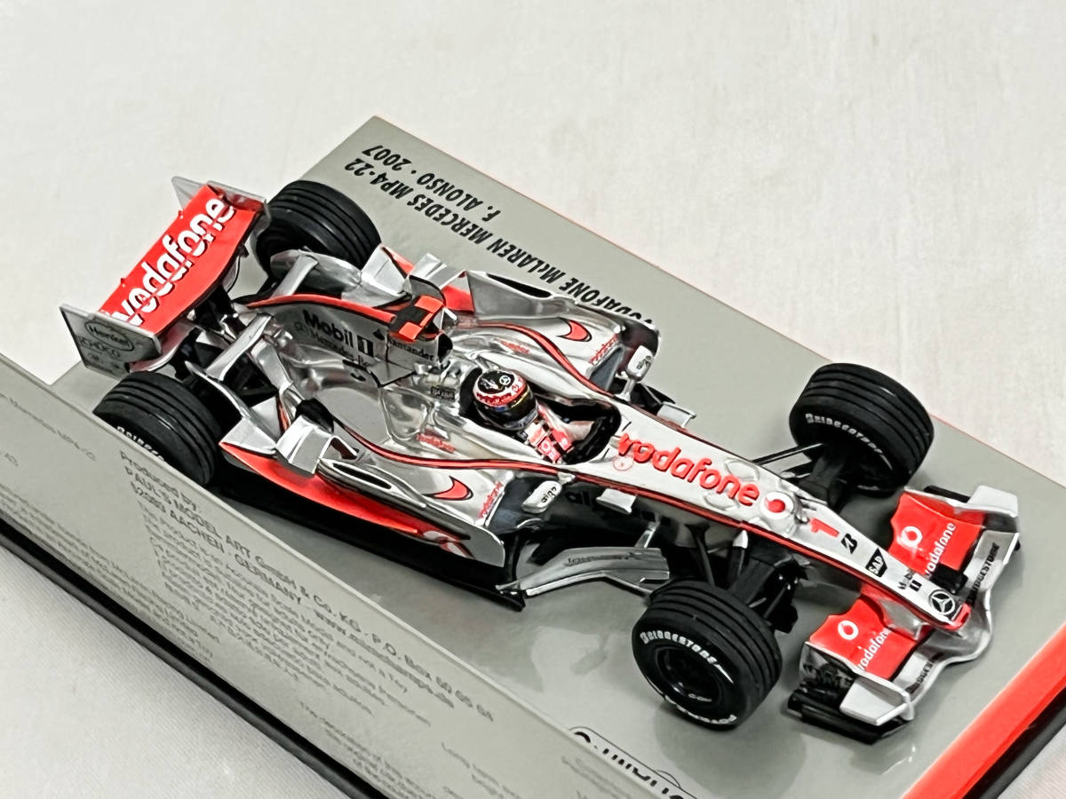 ミニチャンプス 1/43 マクラーレン・メルセデス MP4-22 F1 2007 ミニチャンプス 1/43 マクラーレン・メルセデス MP4-22 F1 2007