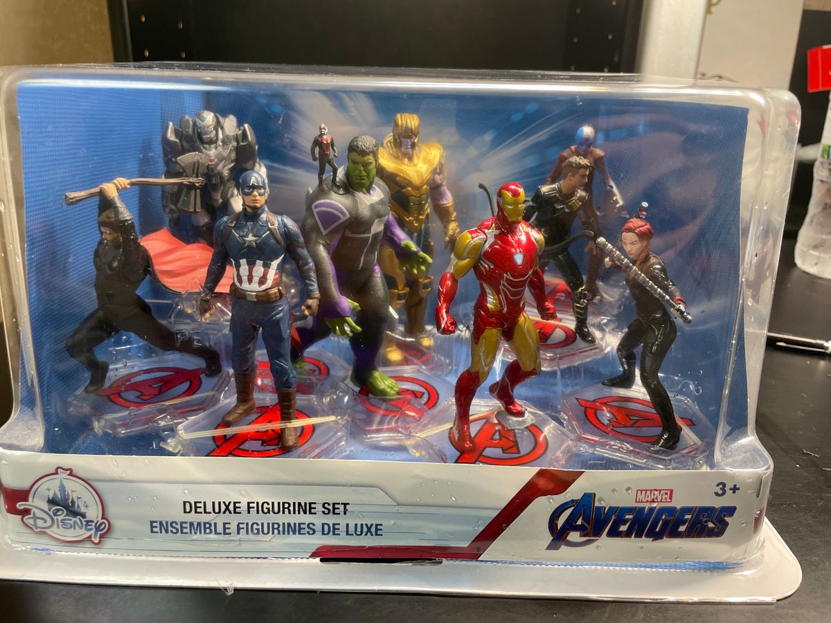 アベンジャーズデラックスフィギュアセット|PayPayフリマ