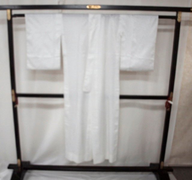 貸衣装処分品 1161 長襦袢（訪問着・留袖用）白 紗綾型（中古）〈レターパック不可〉の画像2