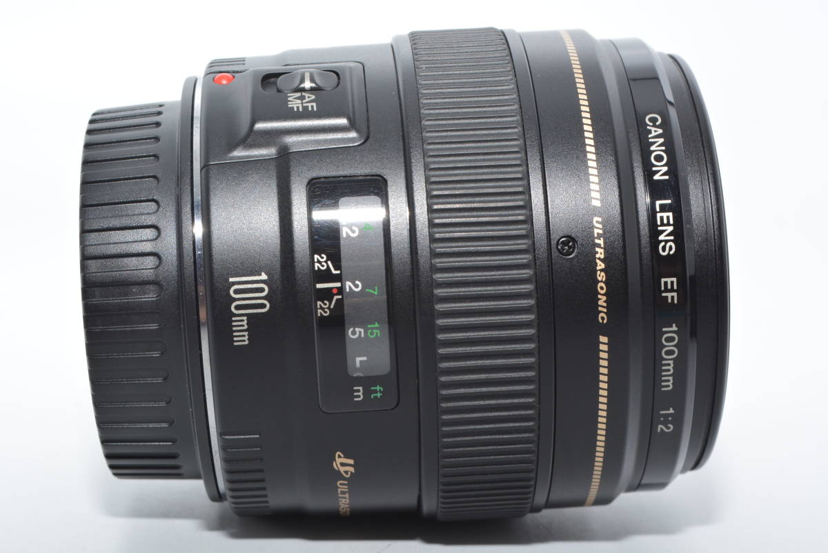極上品】 Canon 単焦点中望遠レンズ EF100mm F2 USM フルサイズ対応