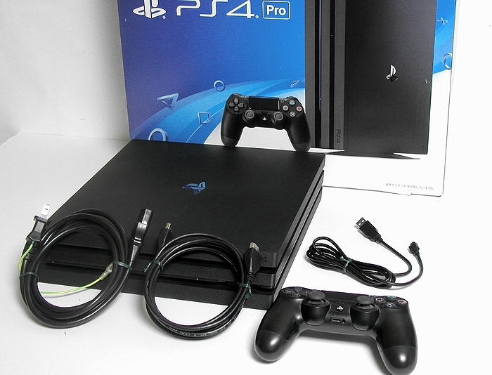 PS4　　 Pro 　　CUH-7000B　　　中古品_画像1