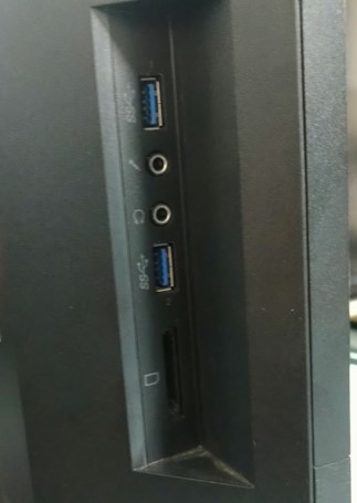 Lenovo ThinkCentre M83z(色:ブラック)CPU i7-4770S /メモリ Lenovo ThinkCentre M83z(色:ブラック)CPU i7-4770S /メモリ