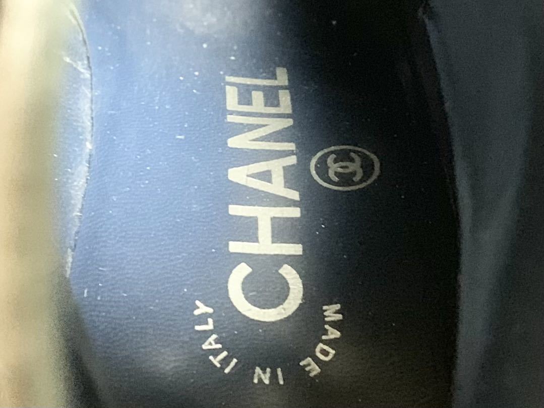 希少超美品 シャネル CHANEL G32097 マトラッセ柄 キルティング ココマーク ベルト レザー ショート ブーツ ハイ ヒール 35 21.5～22cm前後_画像10