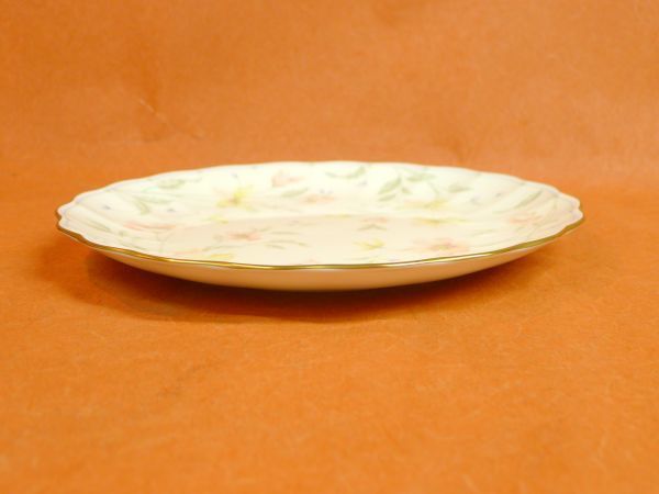 g275 NARUMI 食器 洋食器 大皿 花柄 コレクション Size：直径約17㎝ 高さ約3㎝/100_画像5