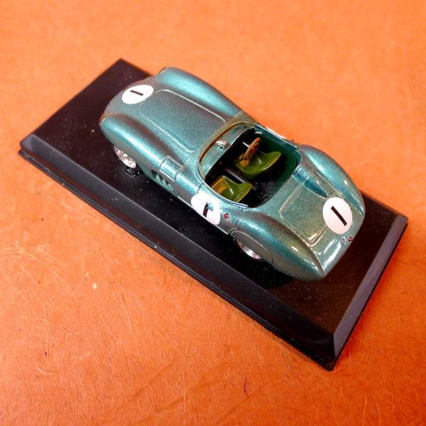 i433 TOP Collection MODEL アストンマーチン DBR1 ミニカー サイズ:幅約14cm 高さ約6cm 奥行約6cm/60_画像3