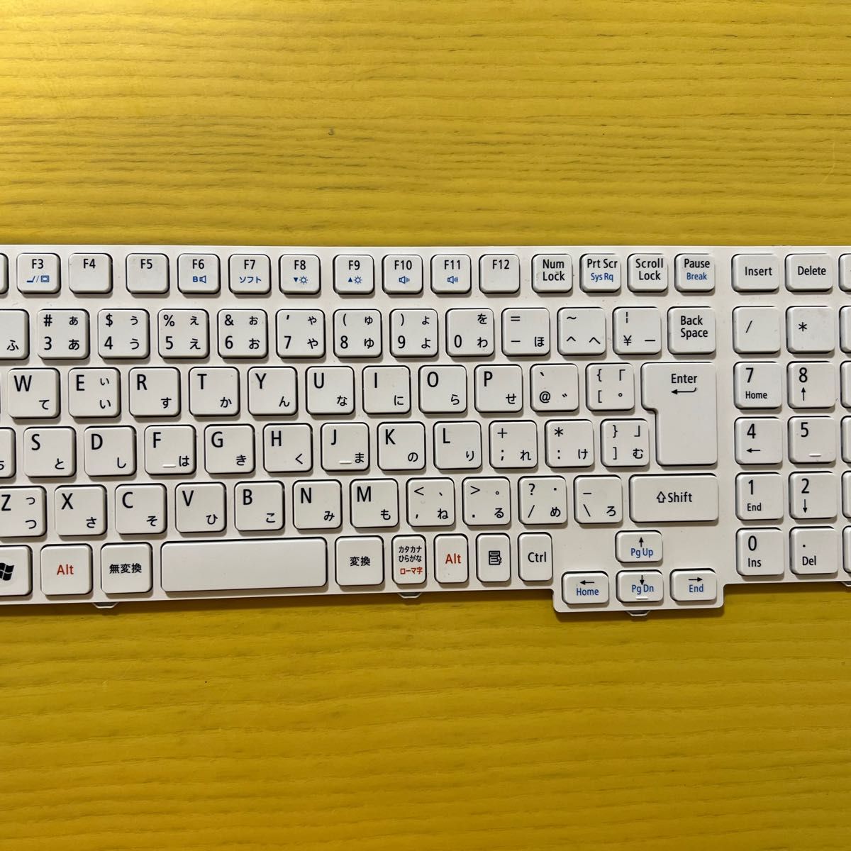 【ジャンク、送料込】ノートパソコン 交換用キーボード