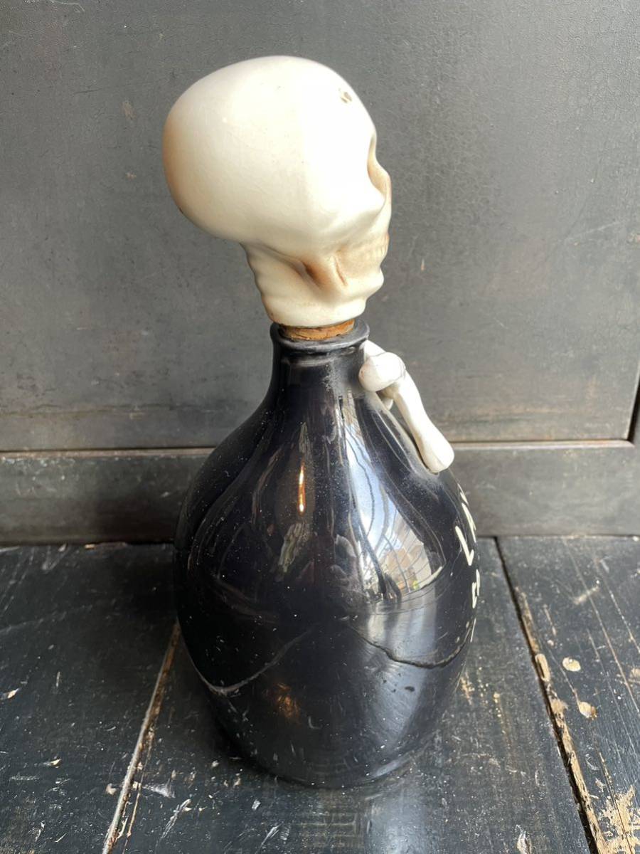60s 1960s 1960年代 スカル 髑髏 骸骨 ビンテージ デキャンタ ボトル ロカビリー 陶器 骨董 レトロ アンティーク ハロウィン ホラー の画像3