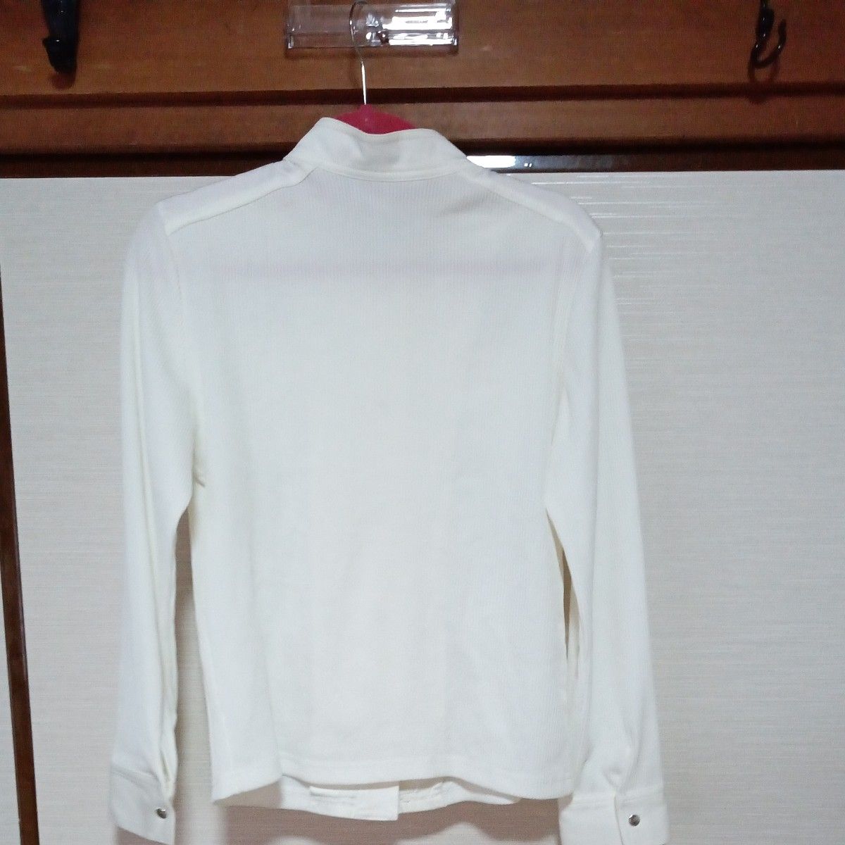 白アウターシャツ500円→450円に値下げ!