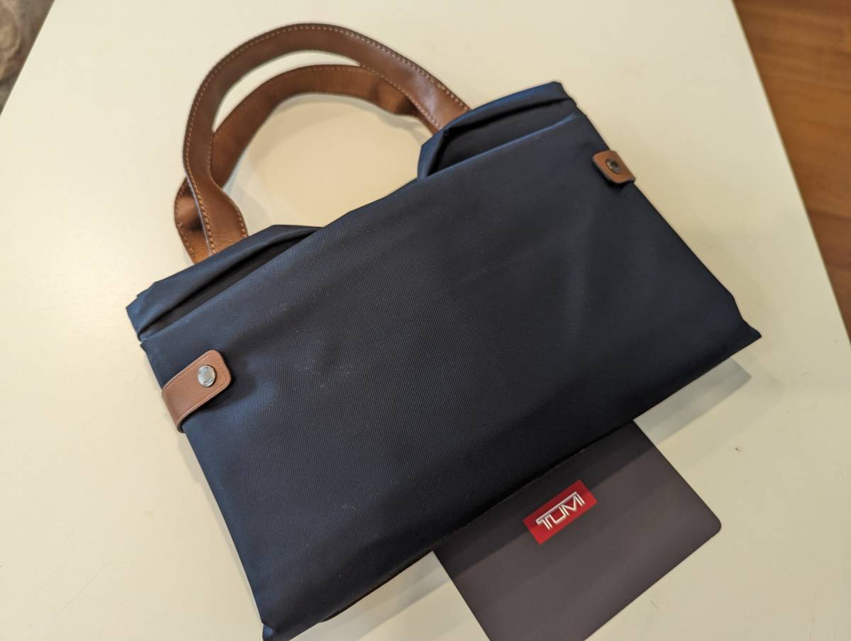 TUMI pack-a-way折畳みバッグ　本革&ナイロン　送料込み_画像4