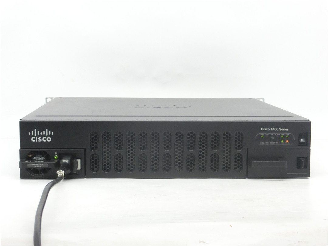 中古品　Cisco　4400Series /シスコ ISR4451-X サービス統合型ルータ　通電のみ確認済み　　動作不明　ジャンク品_画像1