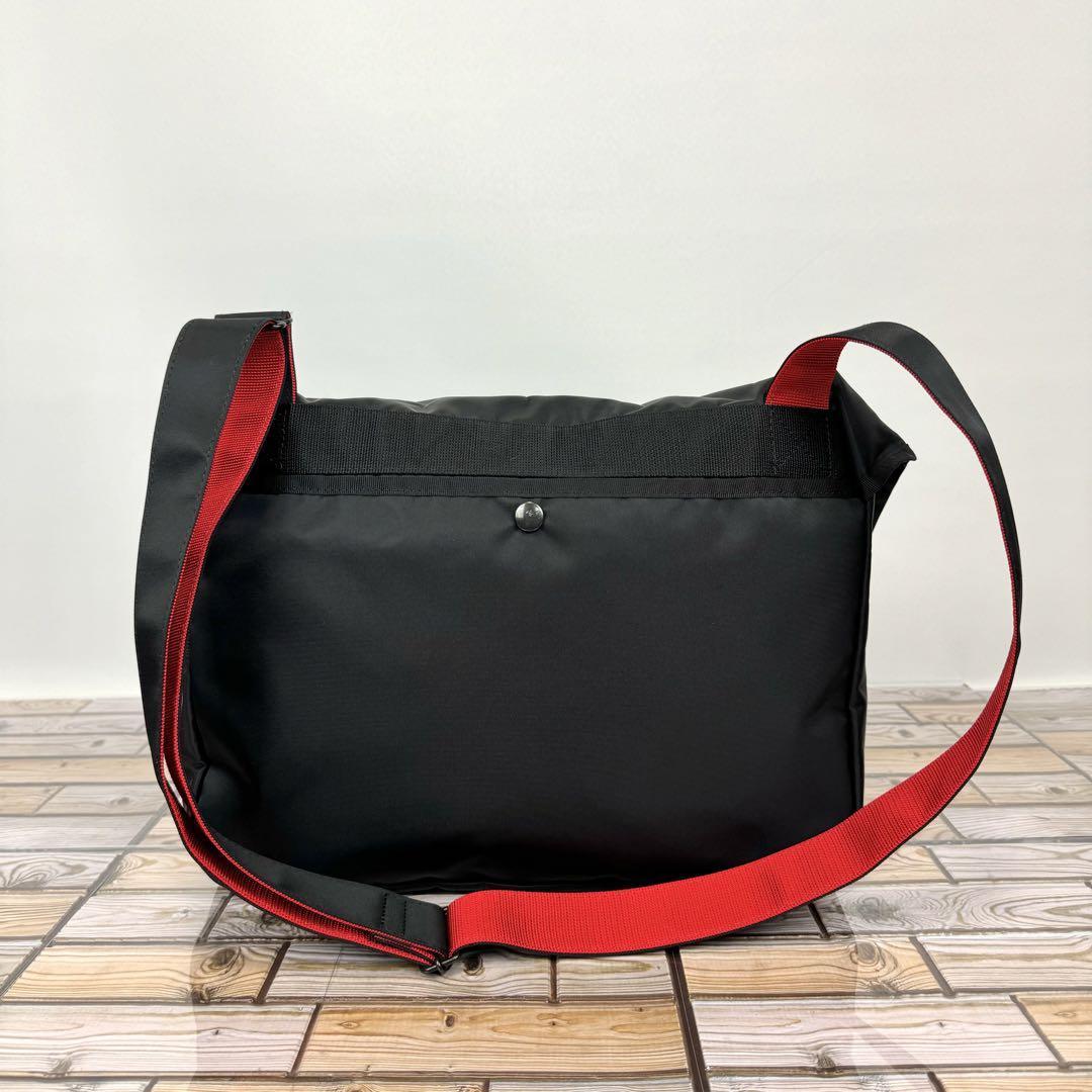 ヤフオク! - 【極美品】PORTER ポーター エルファイン メッセンジ...