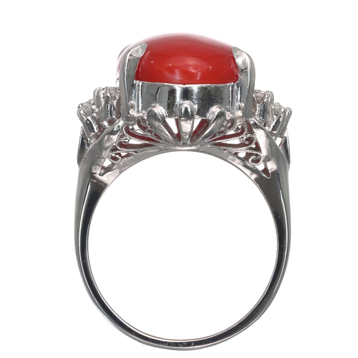 圧倒的な存在感と落ち着きのある逸品　Pt900　赤サンゴ　ダイヤモンド　リング　11.5g　0.182ct　17.0×12.8mm　ソーティング付き◆07A08