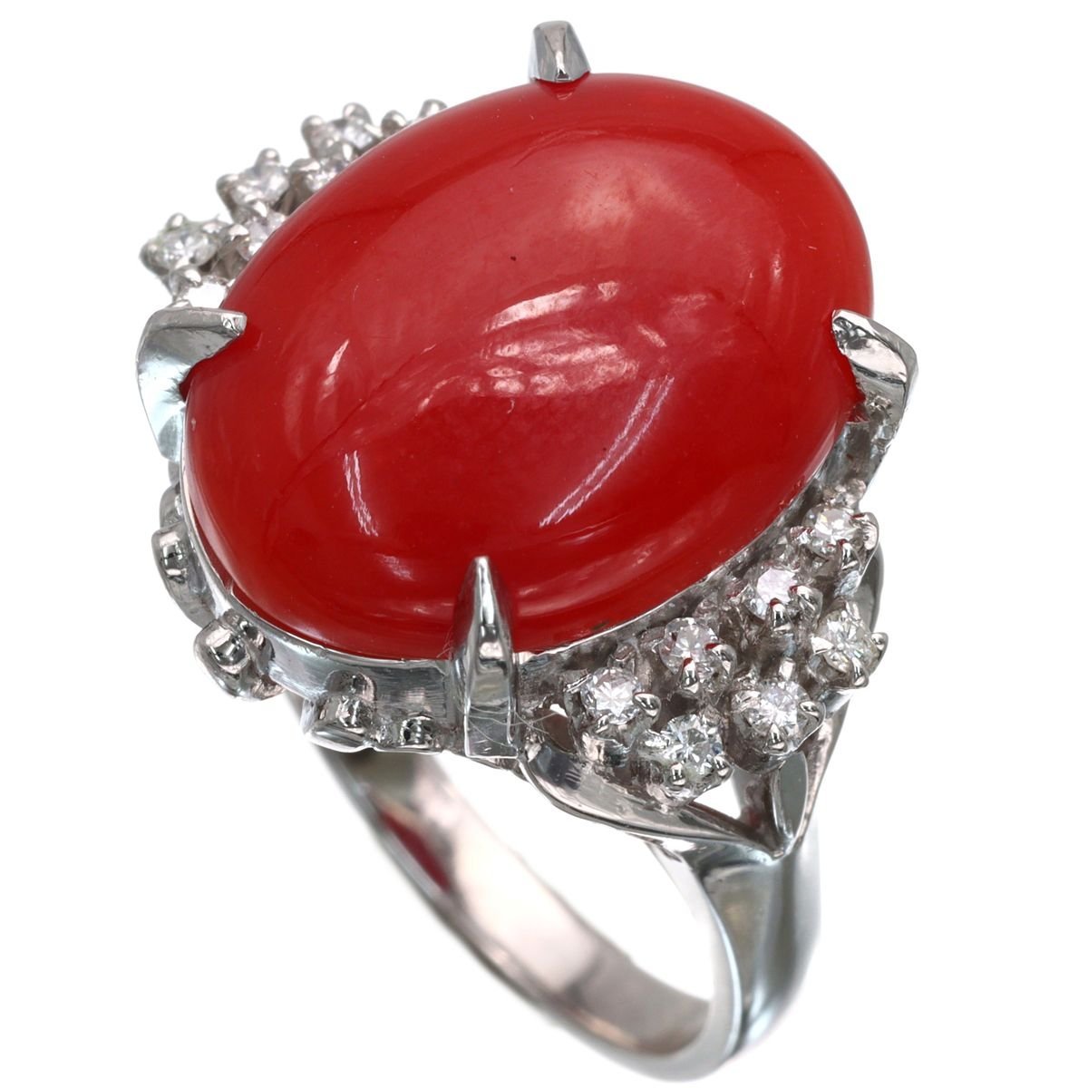 圧倒的な存在感と落ち着きのある逸品　Pt900　赤サンゴ　ダイヤモンド　リング　11.5g　0.182ct　17.0×12.8mm　ソーティング付き◆07A08