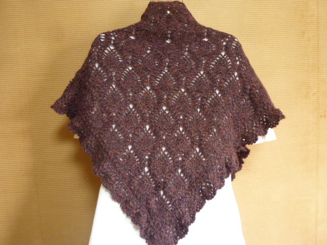 ハンドメイド手編み 鈎針編み ショール 肩掛け 三角ストール_画像2
