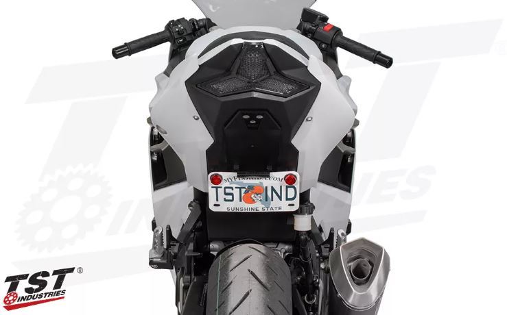 TST Industries NINJA400 / Z400 ナンバーイン フェンダーレス TST Industries NINJA400 / Z400 ナンバーイン フェンダーレス