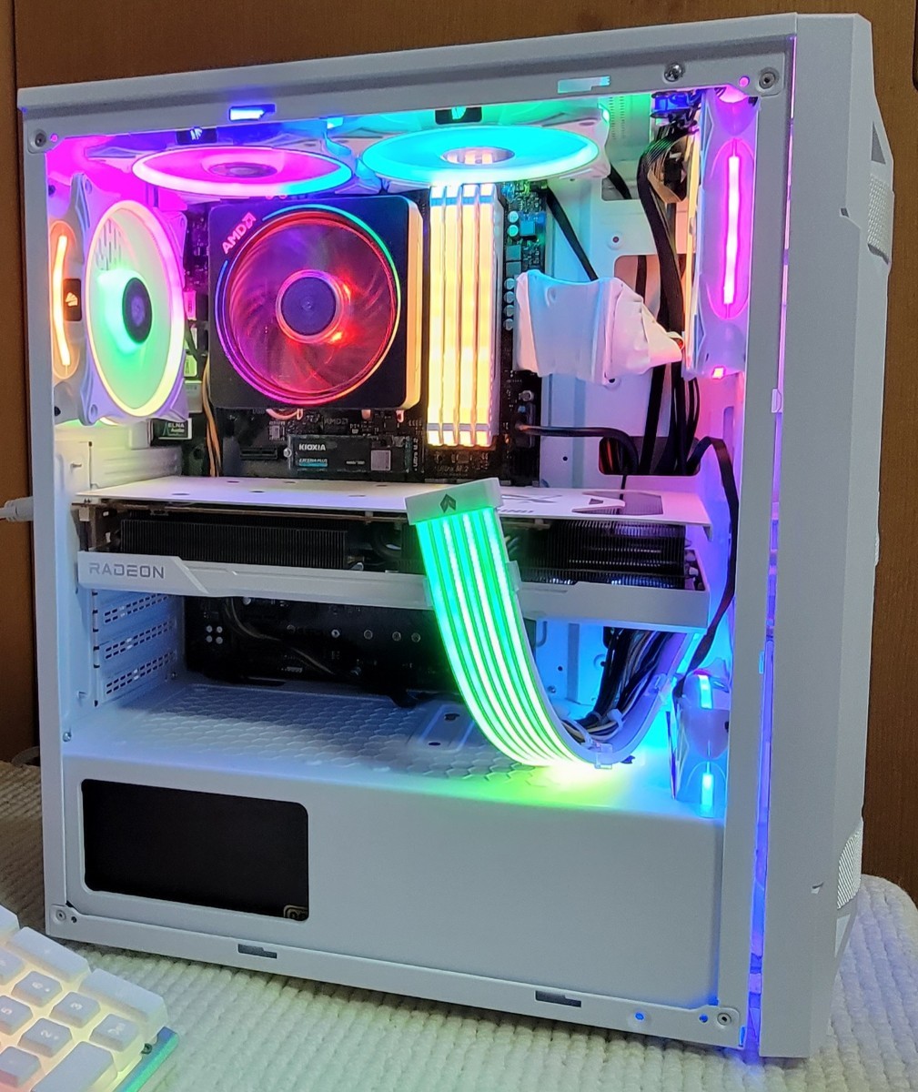 ハイスペックゲーミングPC/Ryzen 7 3800X/RX6700 XT/NVME M.2 1TB