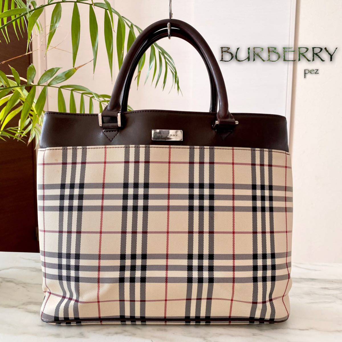 極美品 正規品 BURBERRY バーバリー レザーハンドバッグ-