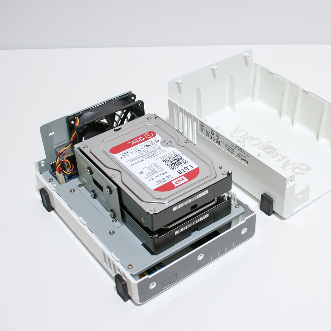 Synology DiskStation DS215j WD RED 1TBx2-