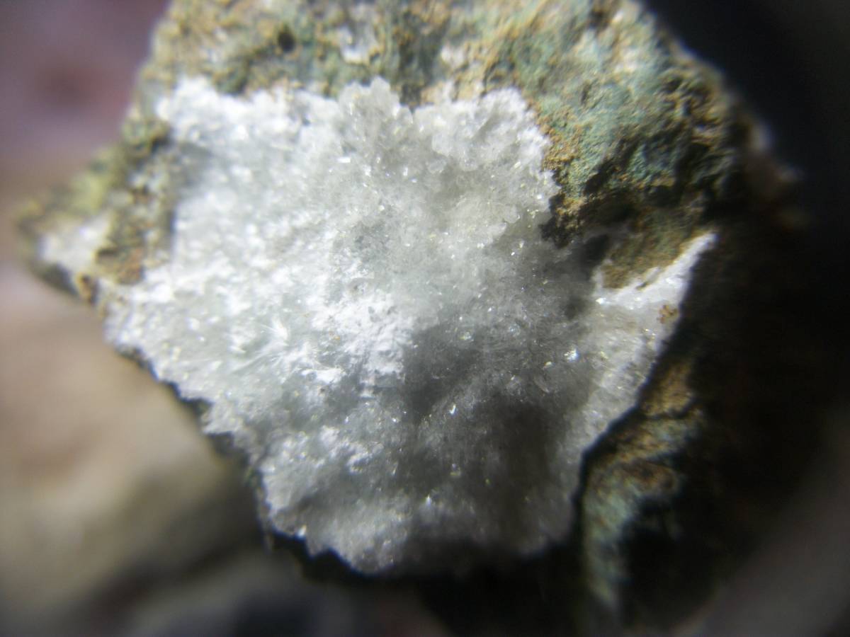 国産鉱物 静岡県 菖蒲沢 モルデン沸石 モルデナイト 輝沸石 ヒューランダイト 定型外発送の画像5