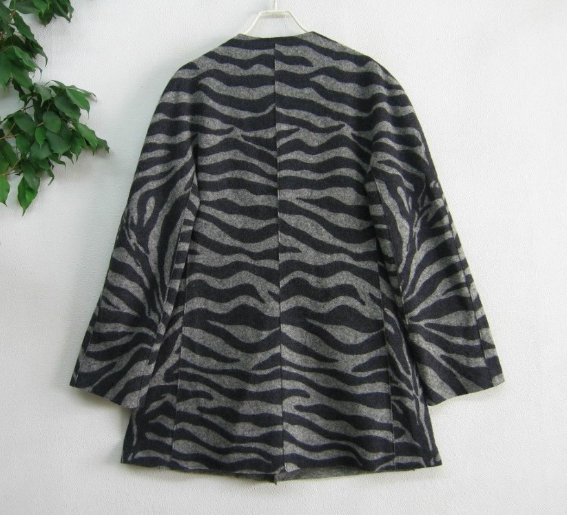  Italy made KRIZIA Krizia * light weight! adult high class one -ply ko-ti gun 42 (11 number ) felt wool coat cardigan Zebra gray series 