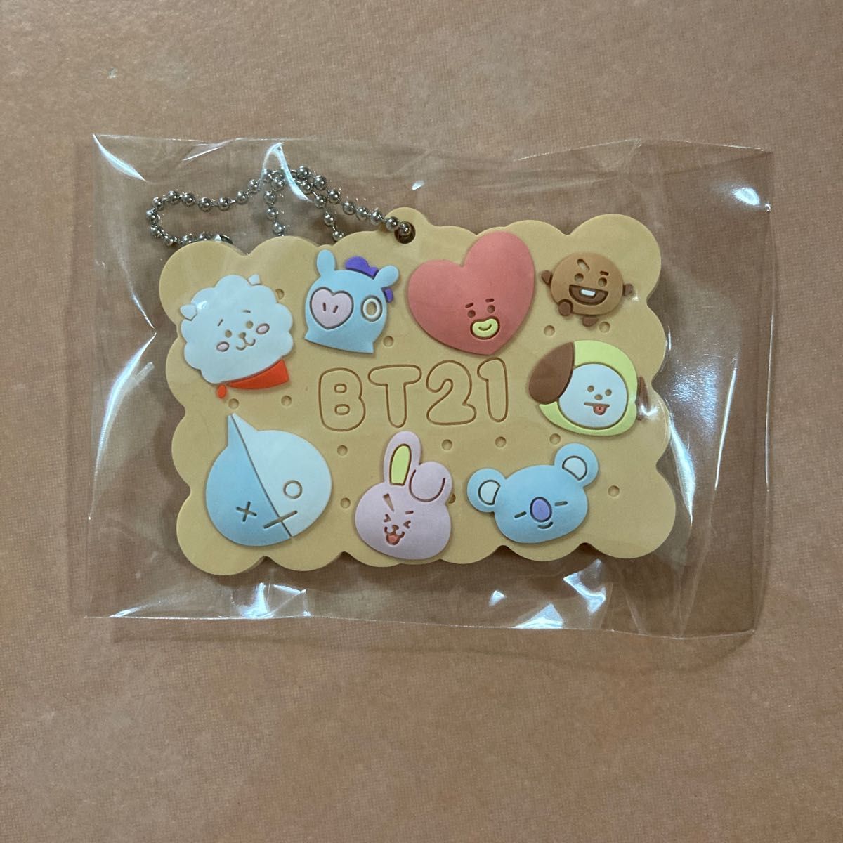 バンダイ BT21 クッキーチャームコット