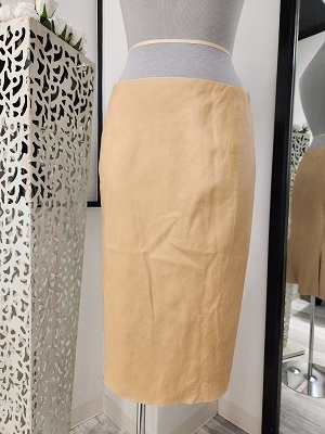 ラルフローレン　　上質なラムスキンのスカート　アメリアサイズ４　【８７９９－６】