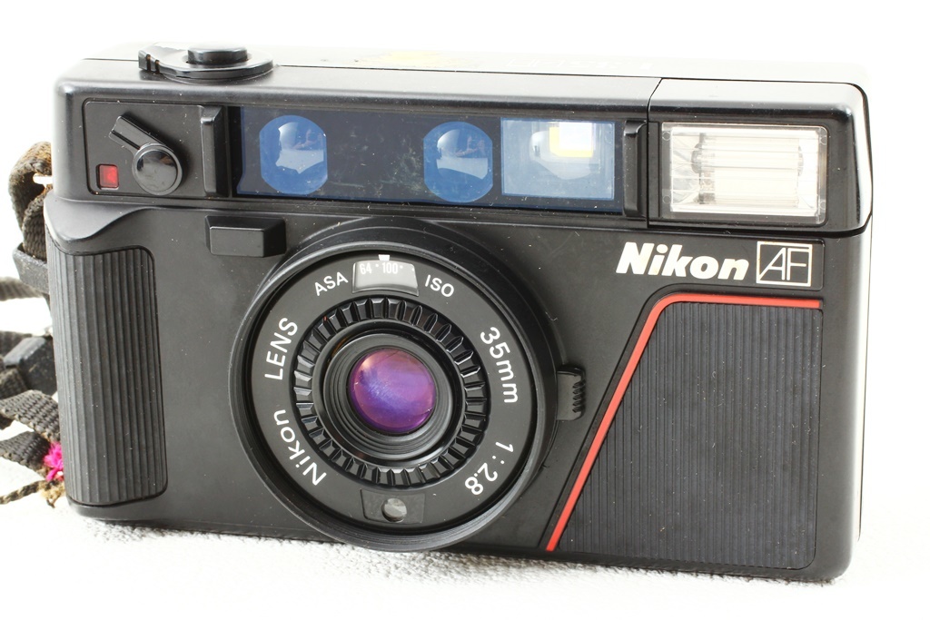 年中無休】 格安品◇Nikon ニコン F2.8◇コンパクトフィルムカメラ