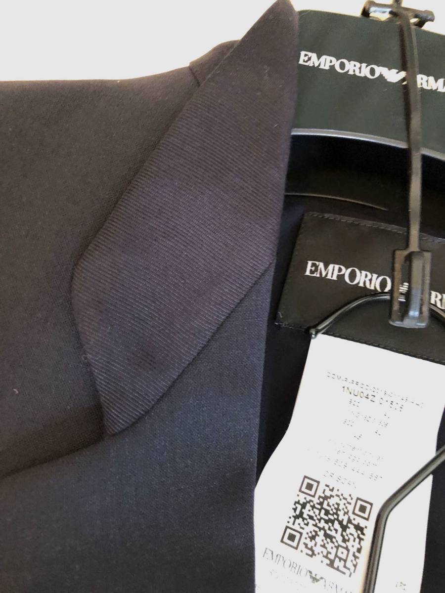 新品エンポリオ・アルマーニ(EMPORIO ARMANI)パンツスーツ サイズ 42
