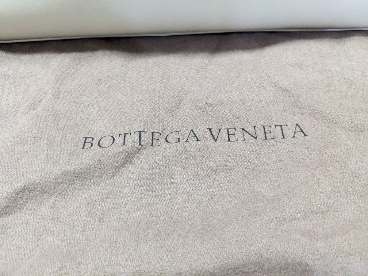 未使用　ボッテガヴェネタ BOTTEGAVENETA  トートバッグ  ショルダーバッグ ホワイト