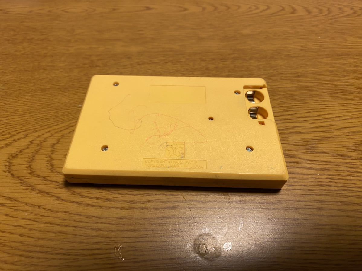 【中古　難あり】リトルブッシュマン ゲームウォッチ 動作確認済み　YONEZAWA LCD ジャンク扱い_画像2