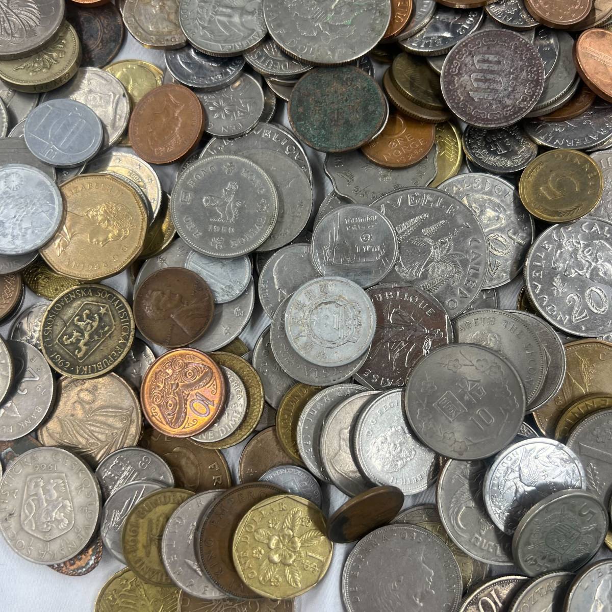 ☆大量まとめ☆ 外国硬貨 約1.4kg まとめ 外貨 海外 お金 未選別 古銭