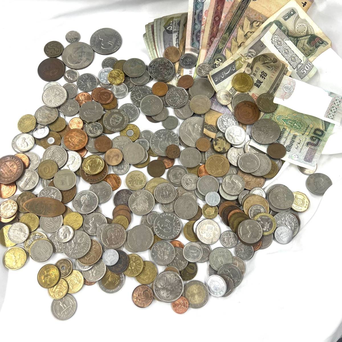 ☆大量まとめ☆ 外国硬貨 約1.4kg まとめ 外貨 海外 お金 未選別 古銭
