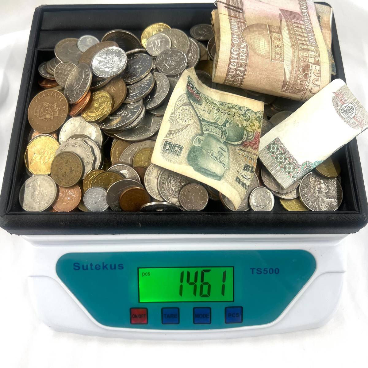 ☆大量まとめ☆ 外国硬貨 約1.4kg まとめ 外貨 海外 お金 未選別 古銭