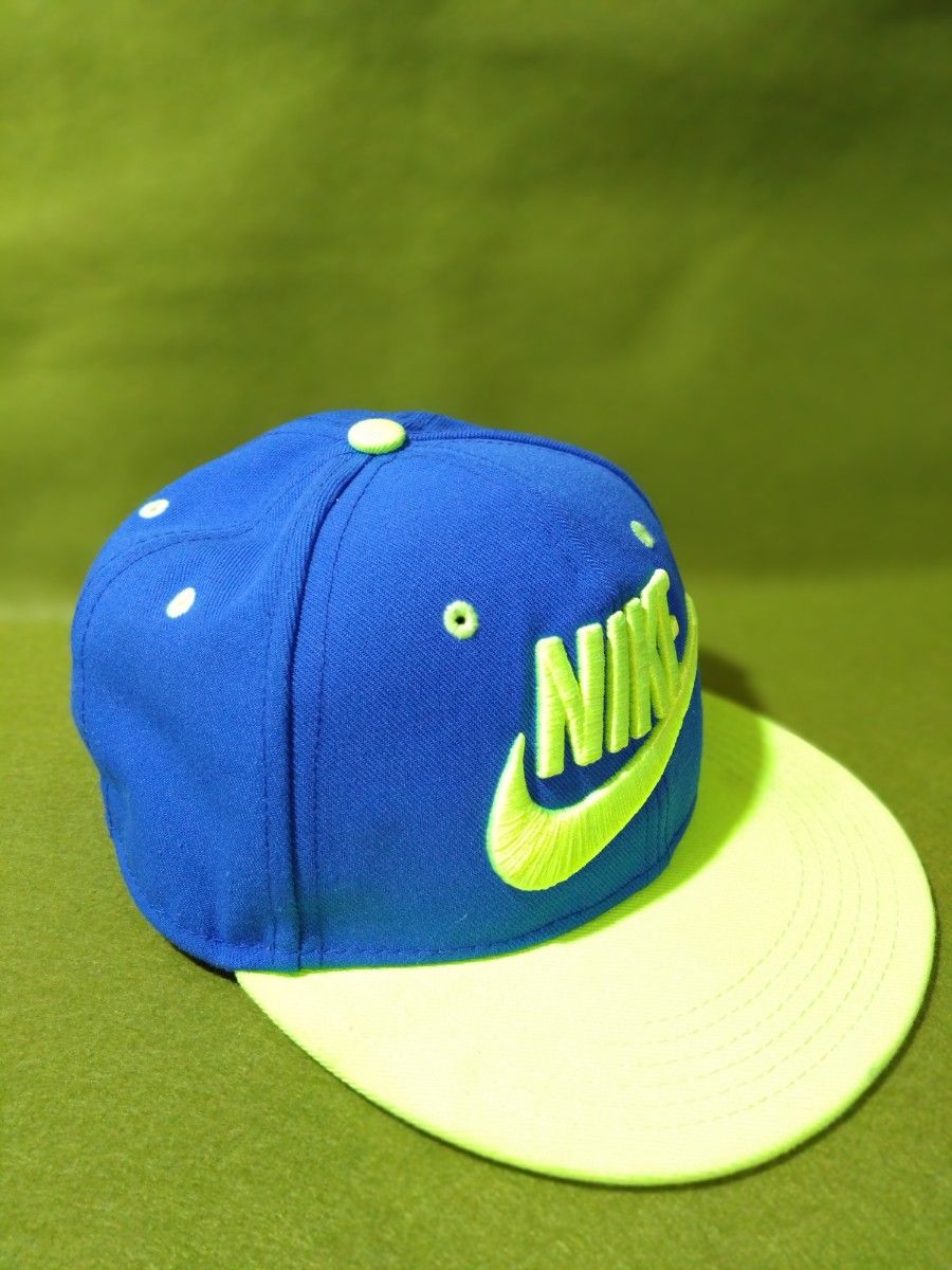 NIKE ベースボールキャップ スナップバックキャップ 56cm ヒップホップ