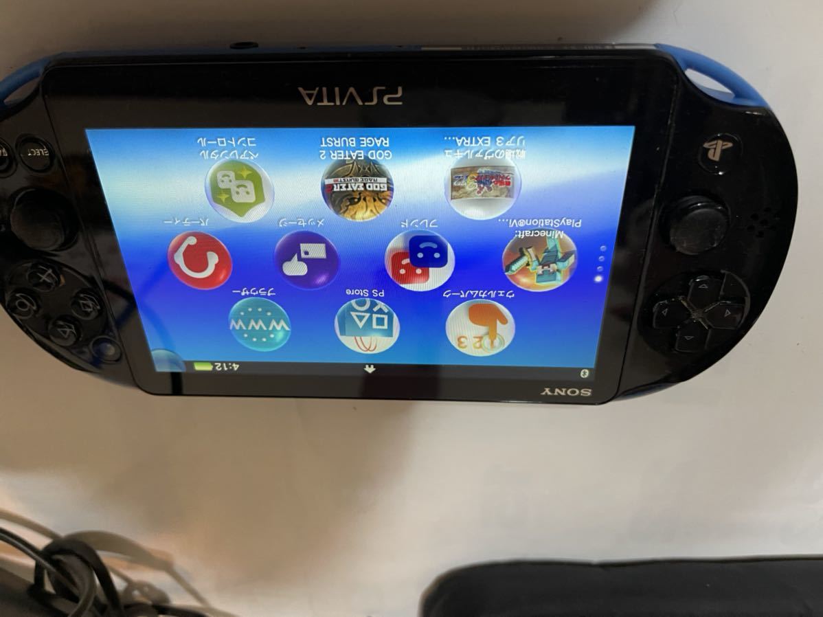 2022セール playstation ブラック Wi-Fiモデル PCH-2000 vita PS Vita